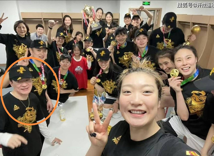 九游娱乐登录入口-与张隆3年煎熬彻底结束！李梦官宣新恋情，释然背后全是心酸|中国女篮|詹姆斯|女篮|感情|赛场_新浪体育_新浪新闻